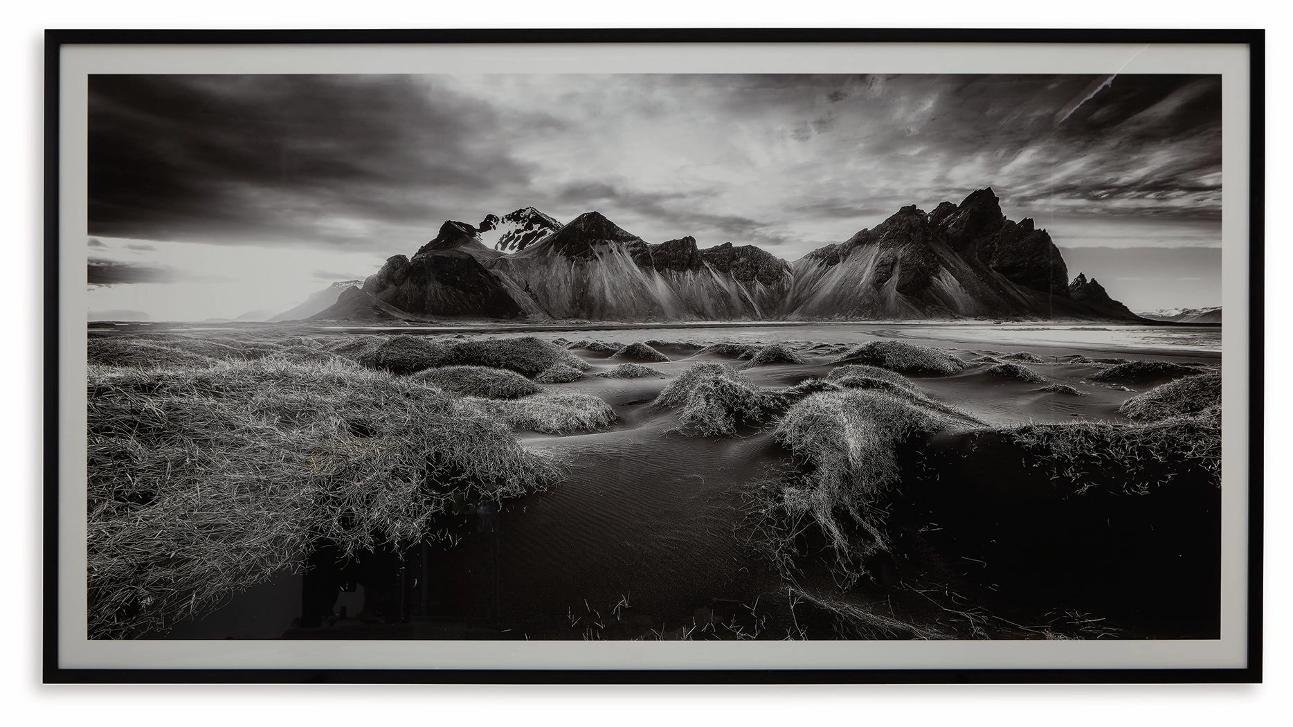 Delstone Black / White Wall Art