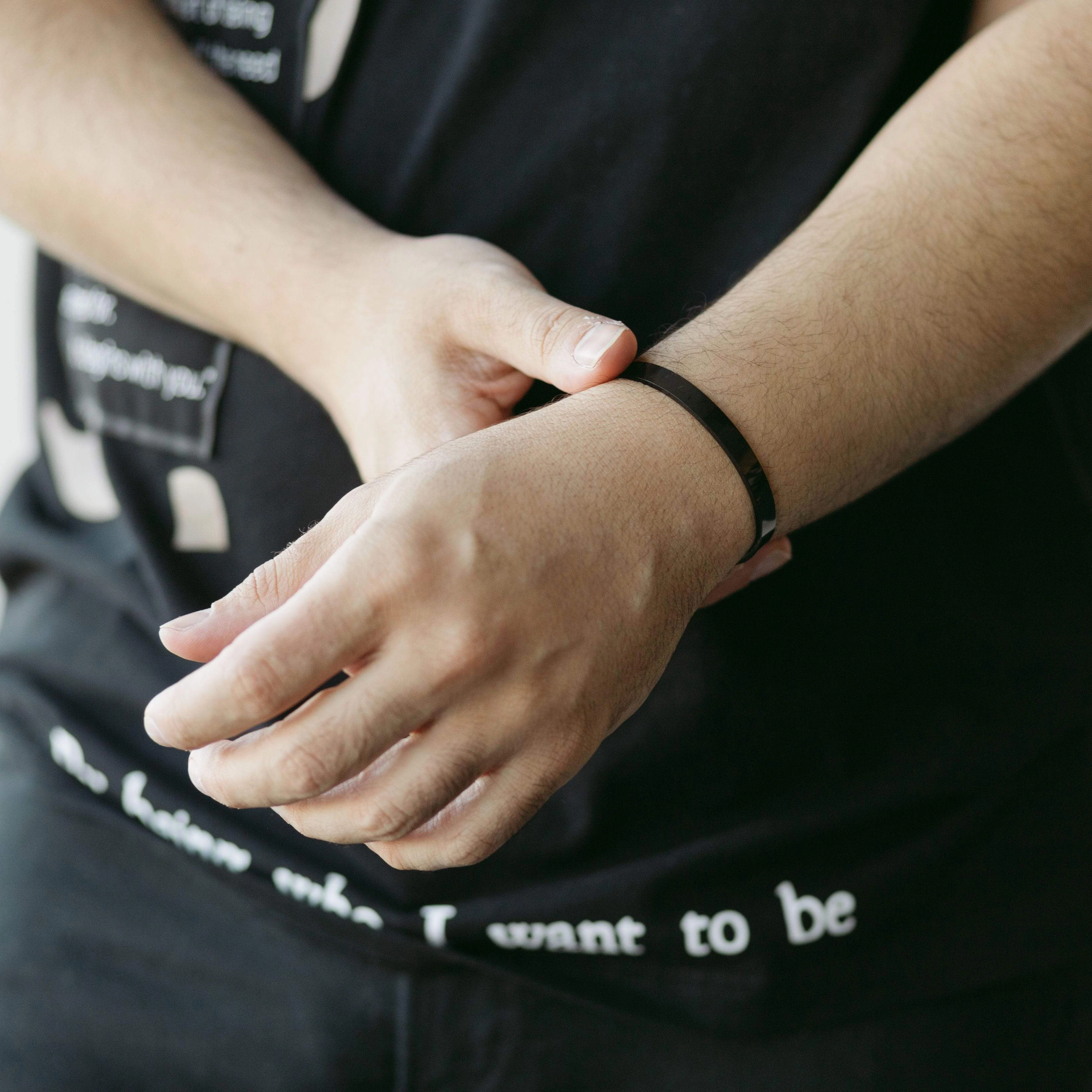 Essential Cuff | Men