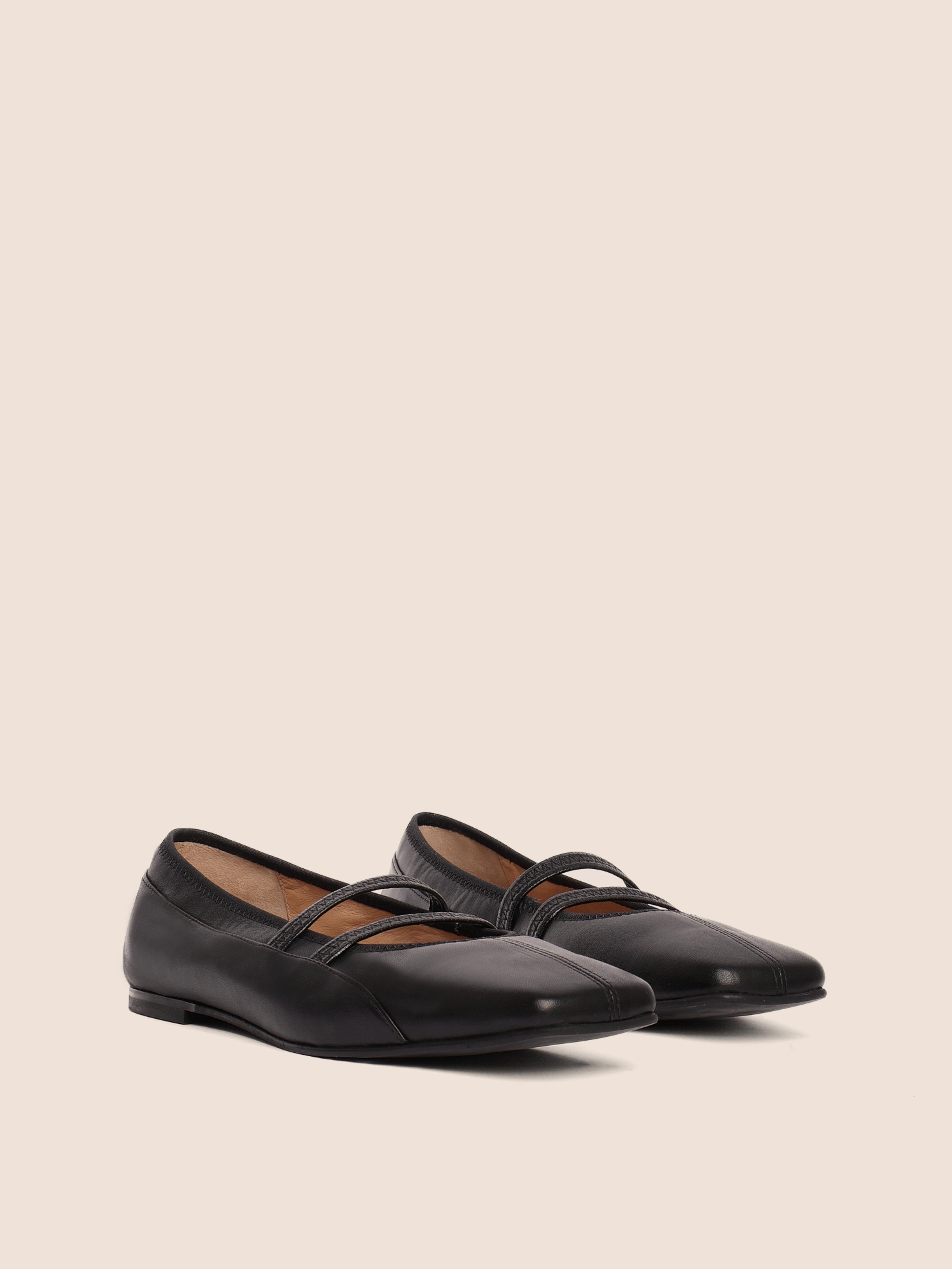 Velas Black Ballerina